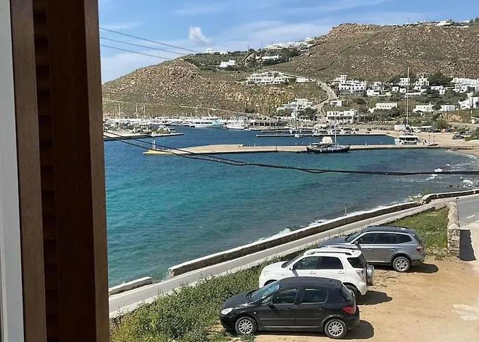 Mykonos Dream Tourlos Location